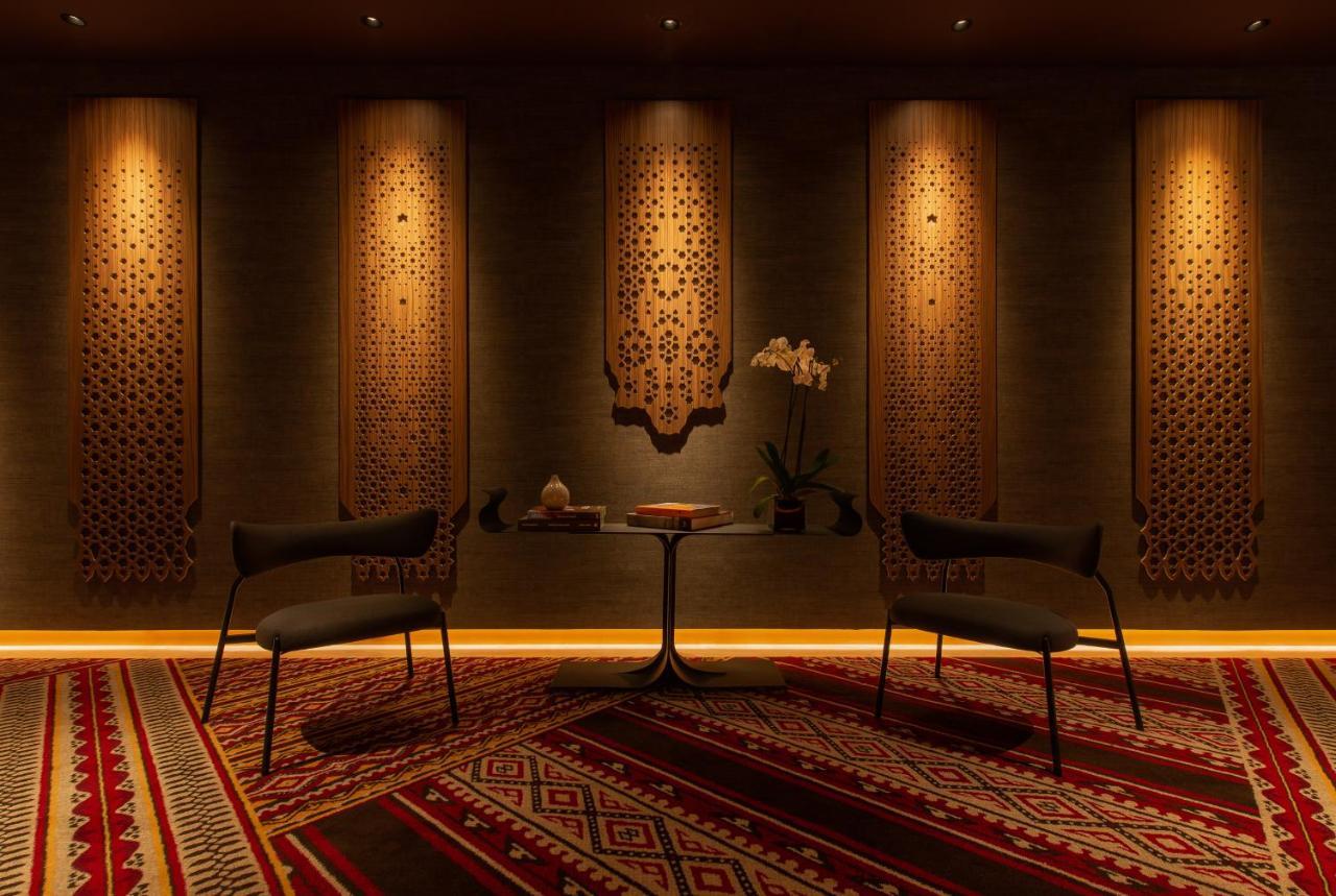 Shirvan Hotel City Yard Jiddah Esterno foto The interior of the lounge