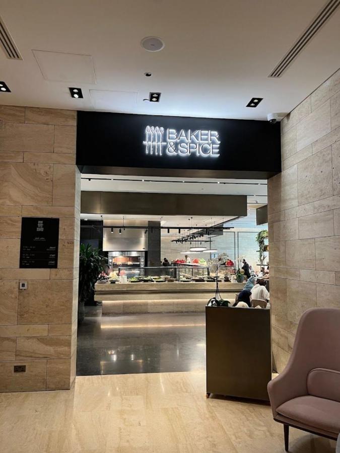 Shirvan Hotel City Yard Jiddah Esterno foto Baker & Spice in the Mall of the Emirates