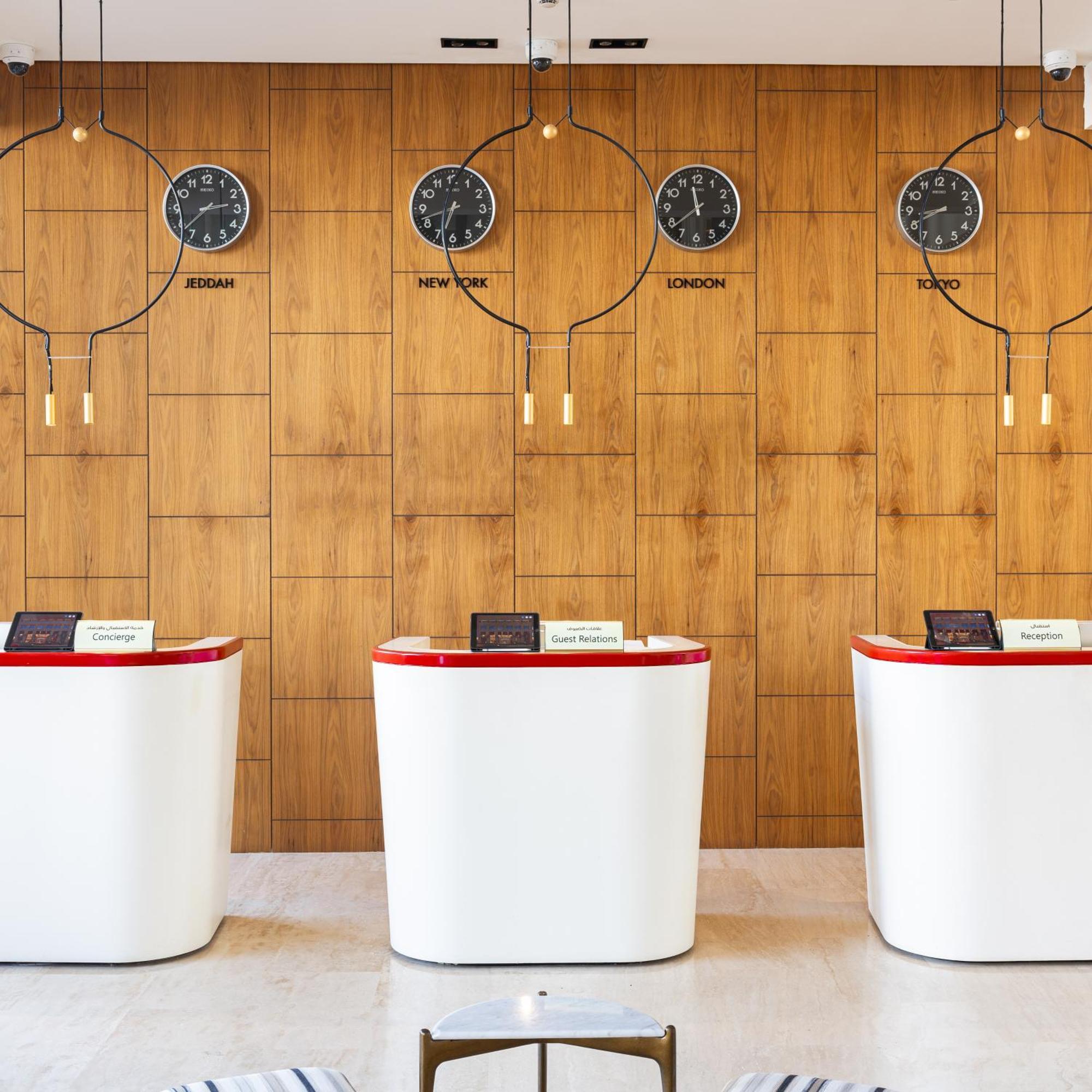 Shirvan Hotel City Yard Jiddah Esterno foto The reception area