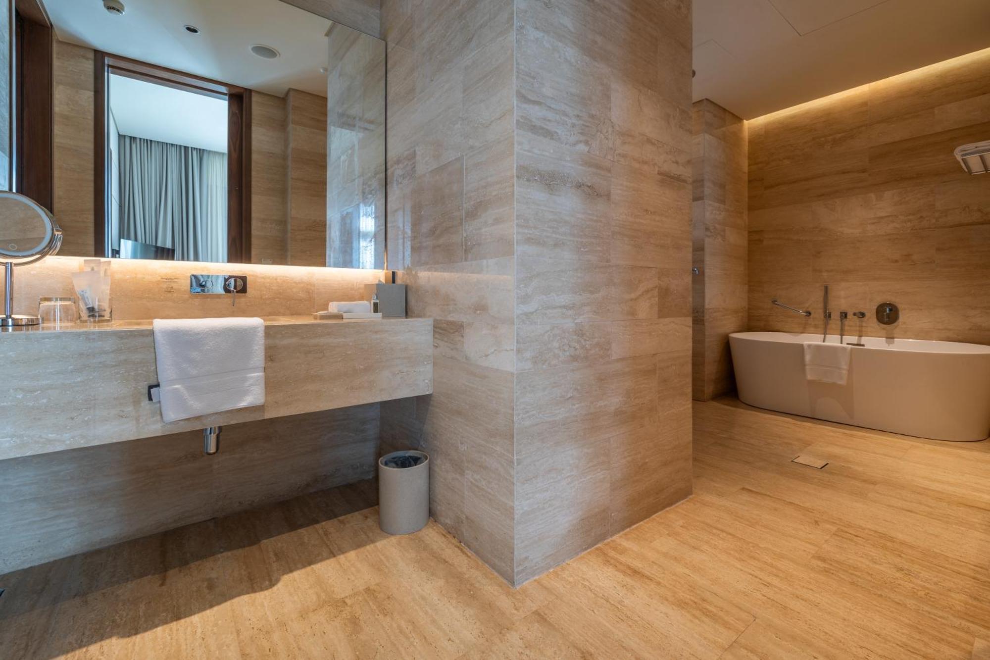 Shirvan Hotel City Yard Jiddah Esterno foto Bathroom